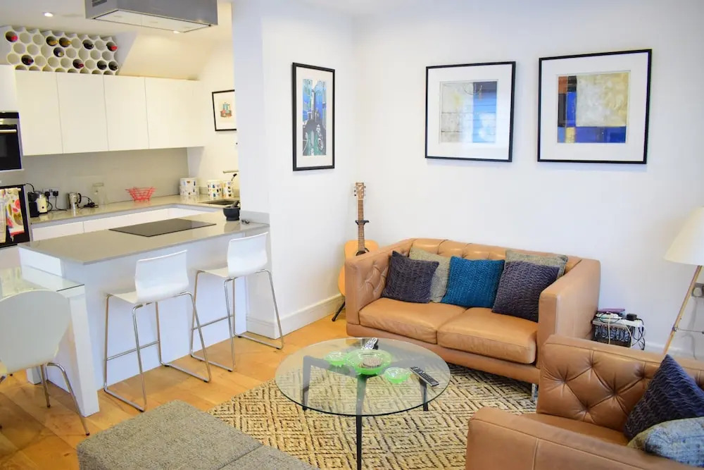 Bermondsey 2 Bedroom Flat With Garden
