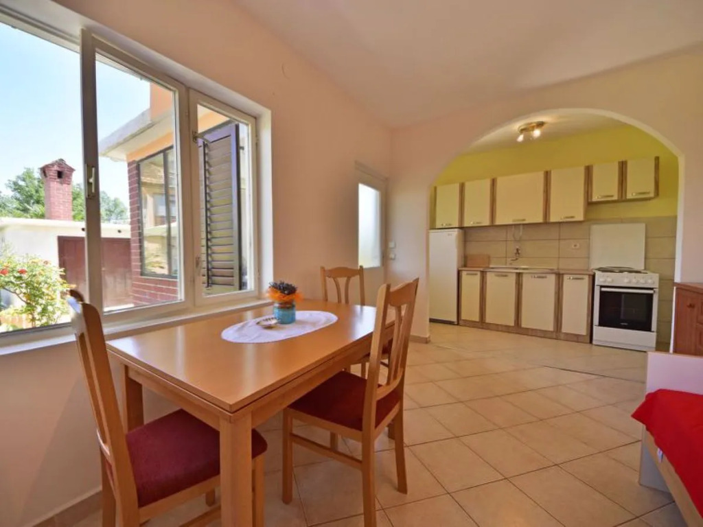Bungalow Franjo Montmorillon 15509
