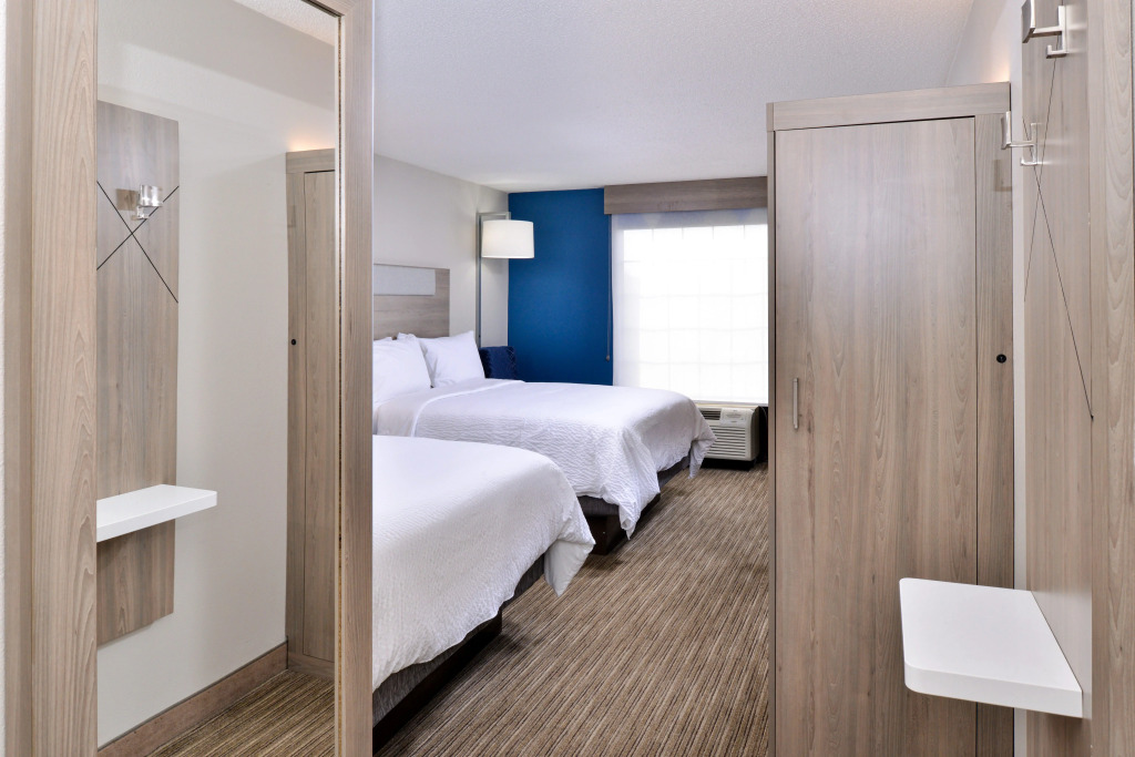 Holiday Inn Express Winston-Salem Medical Ctr Area