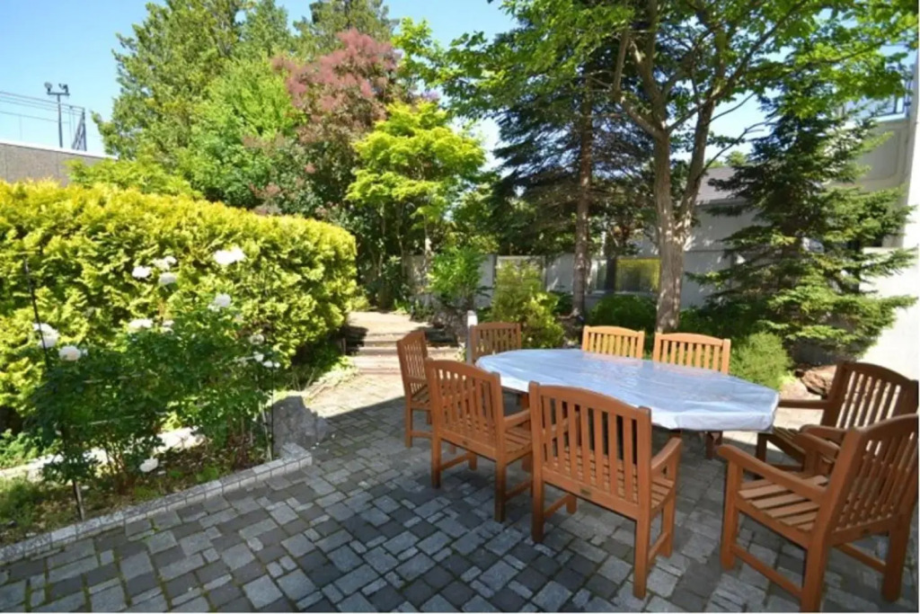 Sapporo Luxury House