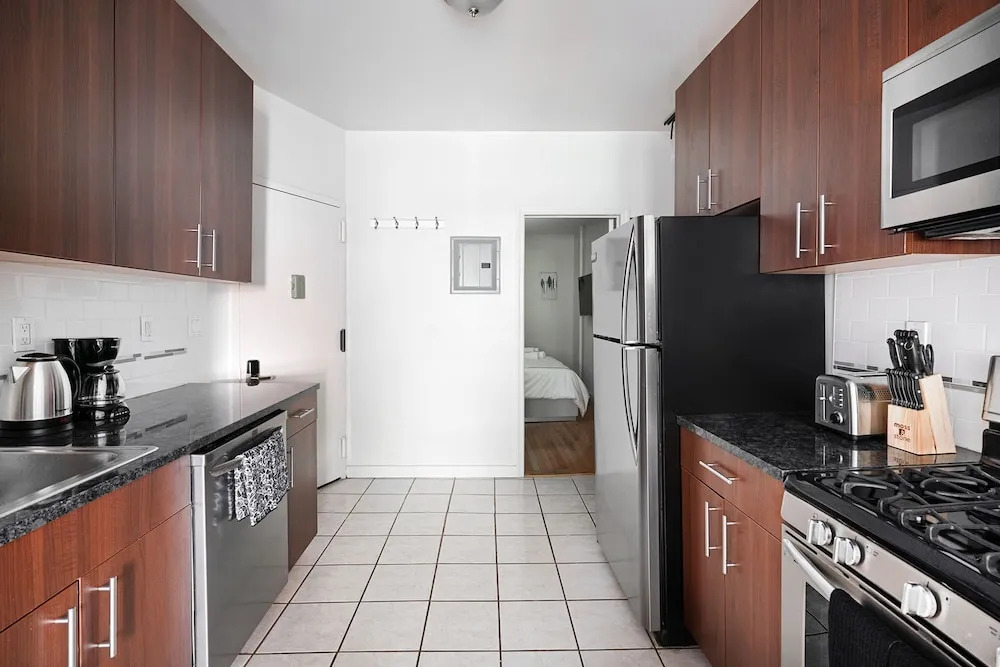 Prime Upper West Side Location 1 Bedroom Apt