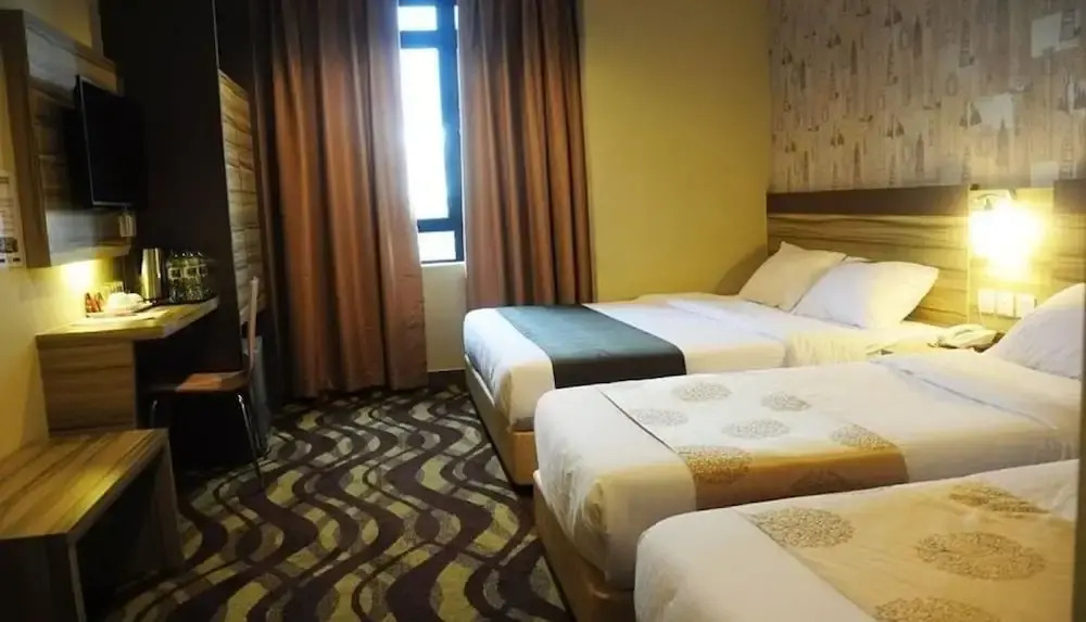 Victory City Hotel Crystal Bay