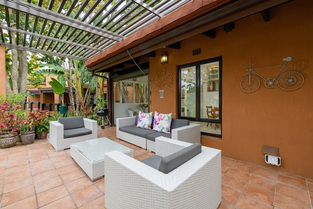 San Lameer Villa Rentals  2301