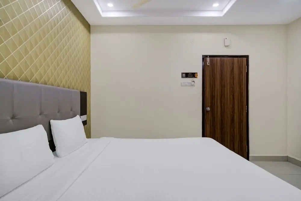 iROOMZ J3 Group of Hotels