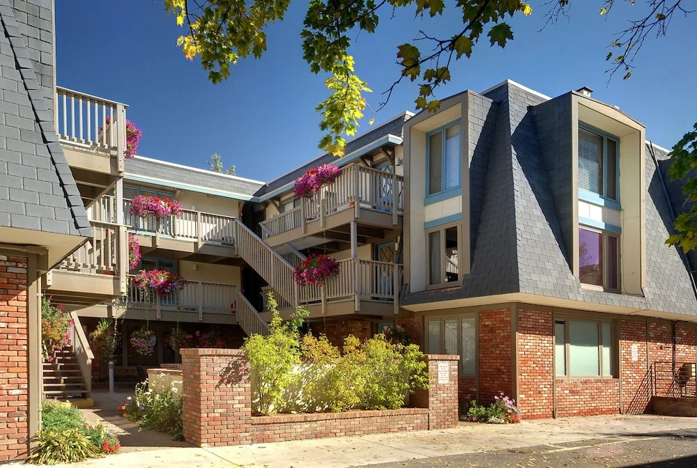 Chateau Chaumont by Snowmass Vacations