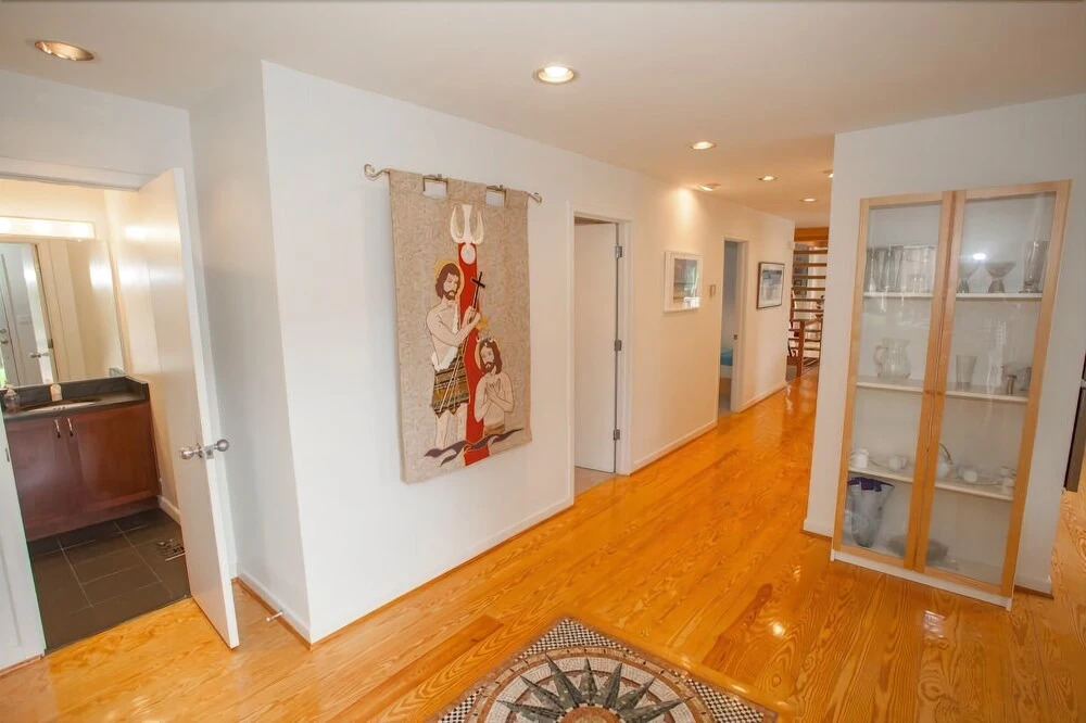 Sail Away 3 Bedrooms 2.5 Bathrooms Home