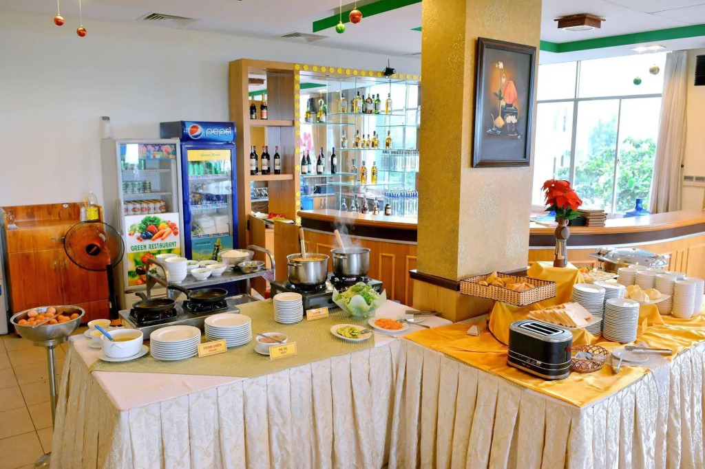 Green Hotel