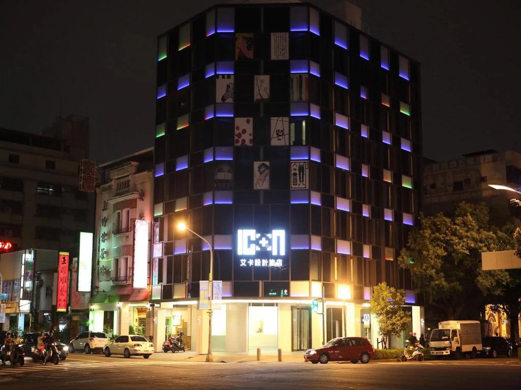 Hotel Papa Whale-Kaohsiung Formosa Boulevard