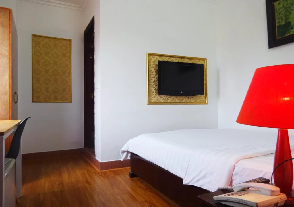 Hanoi Discovery II Hotel