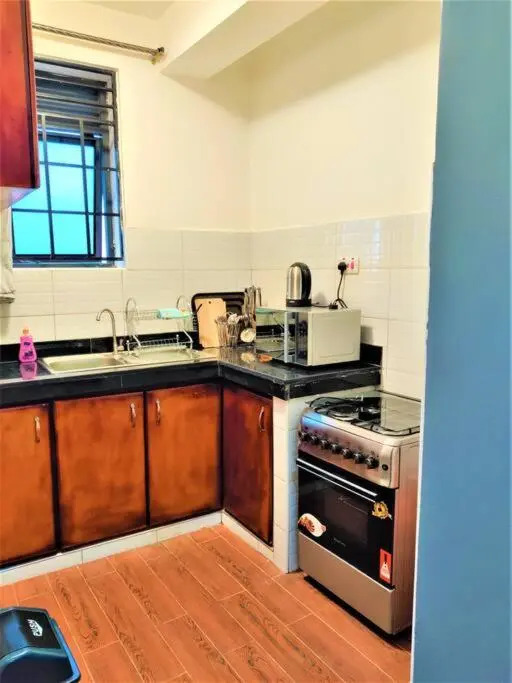 2-bedroom (queen beds) condo near Acacia Mall