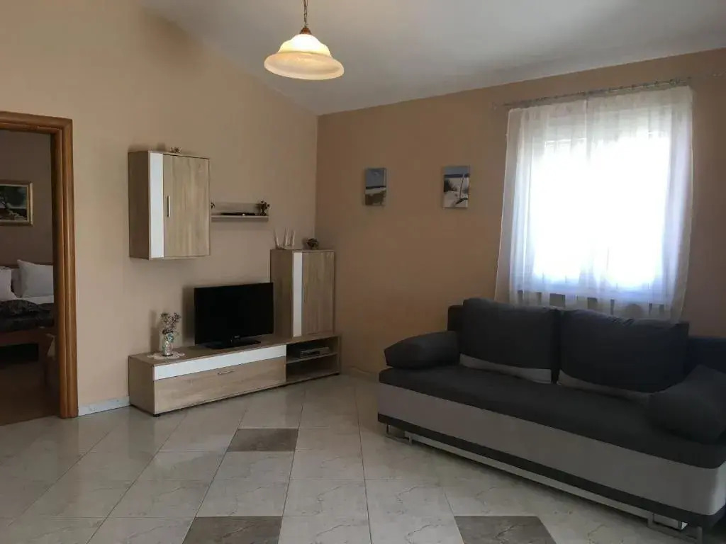 Apartments by the sea Novalja, Pag - 21646