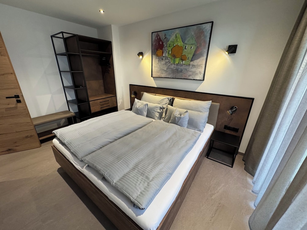 Parzivita Suites
