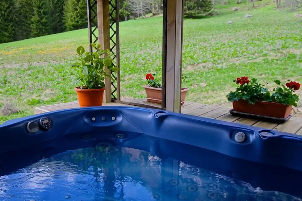 Chalet With 5 Rooms in Montriond, With Wonderful Mountain View, Furnis