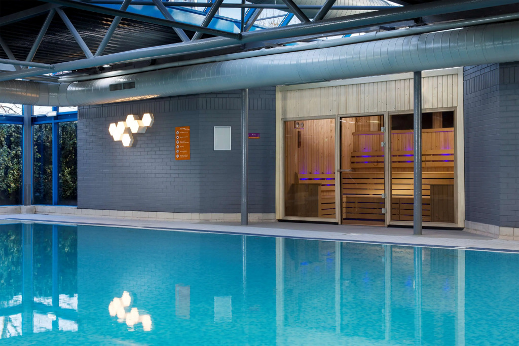 Radisson RED London Heathrow