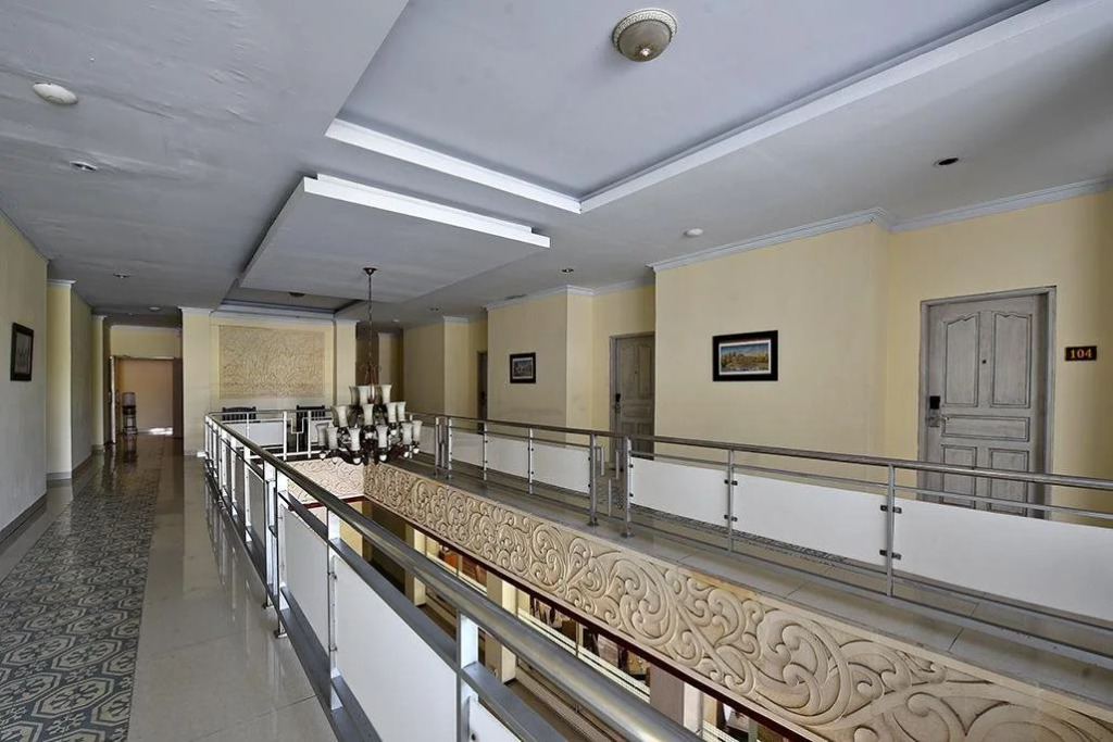 Puri Saron Denpasar Hotel
