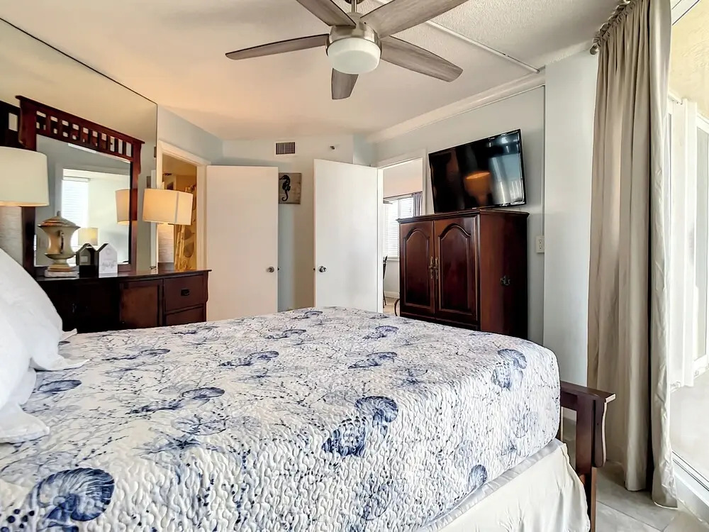 Oceania Beach Club 606