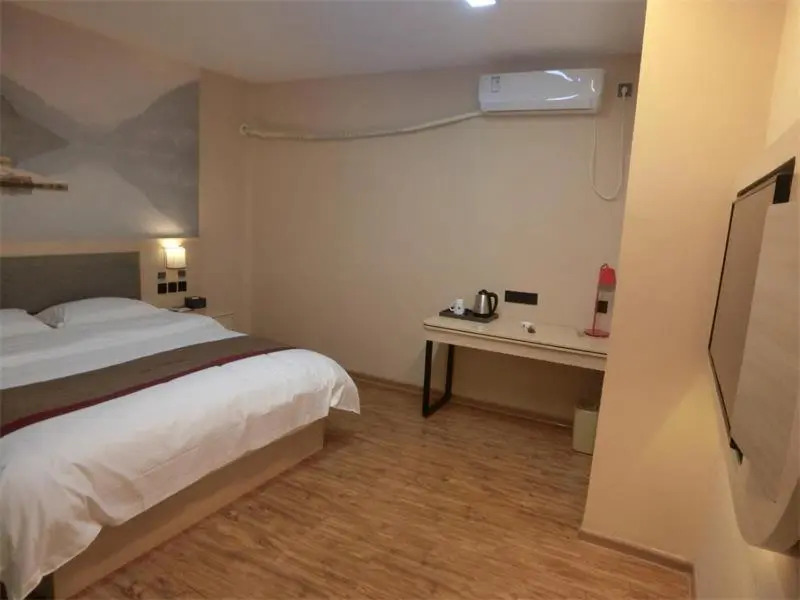 Thank Inn Plus Hotel Guangxi Liuzhou Donghuan Road Hualinjundi