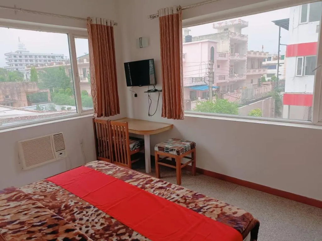 Staygo Hotel Near Shantikunj Bhupatwala