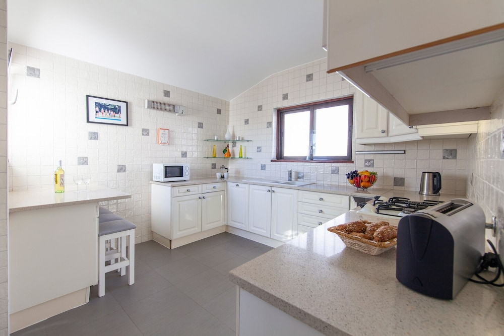 Villa Blue Bay - Moradia familiar com piscina nos Olhos dÁgua, Albufeira