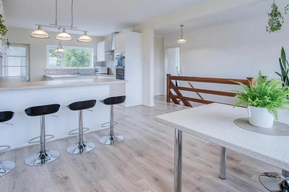 Longview - 4 Bedroom Holiday Home - Pembroke Dock