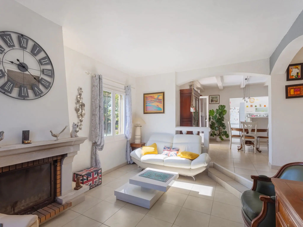 Villa in Vidauban with Pool and BBQ Terrace
