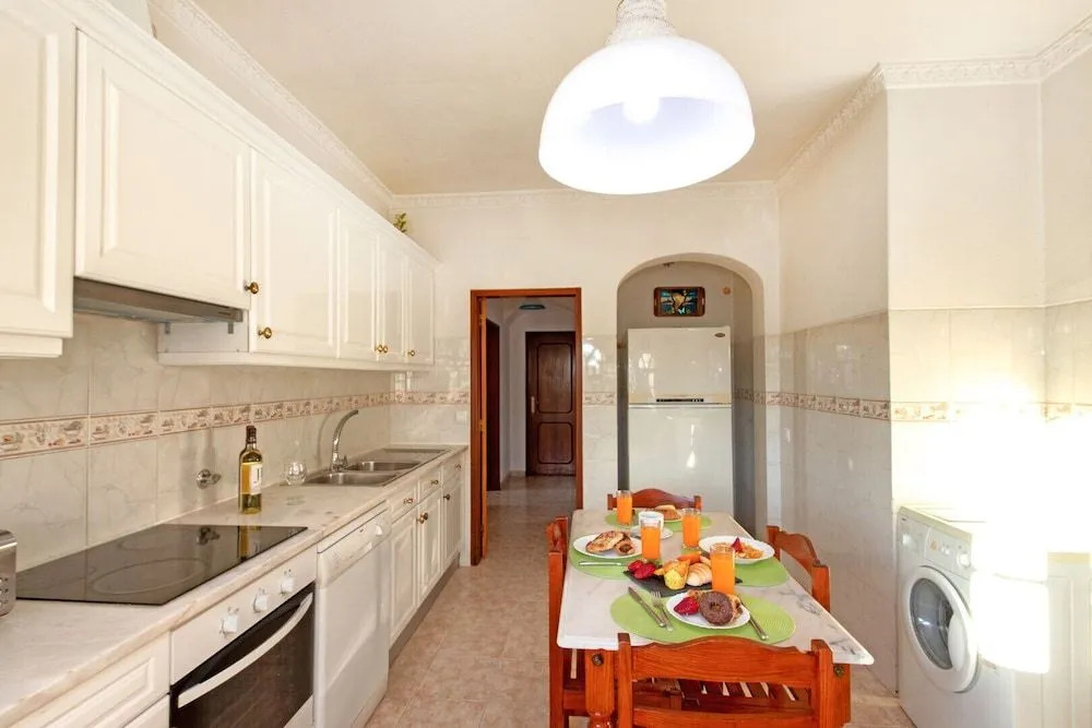 Villa Morais - Refúgio em família com piscina aquecível e BBQ - Galé, Albufeira