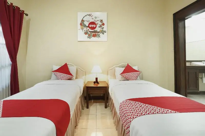 Ndalem Maharani Guest House