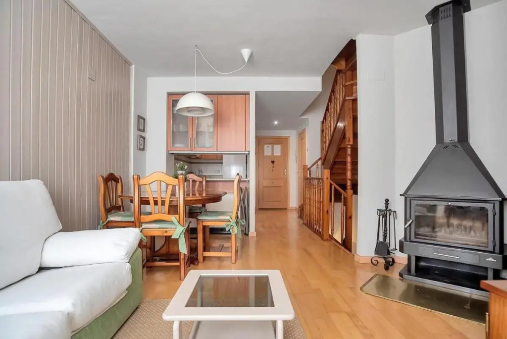 ARGUALAS - Duplex, piscina y preciosas vistas