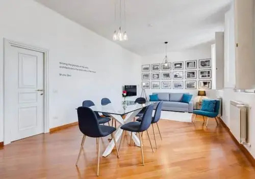 Modern flat near Piazza della Repubblica