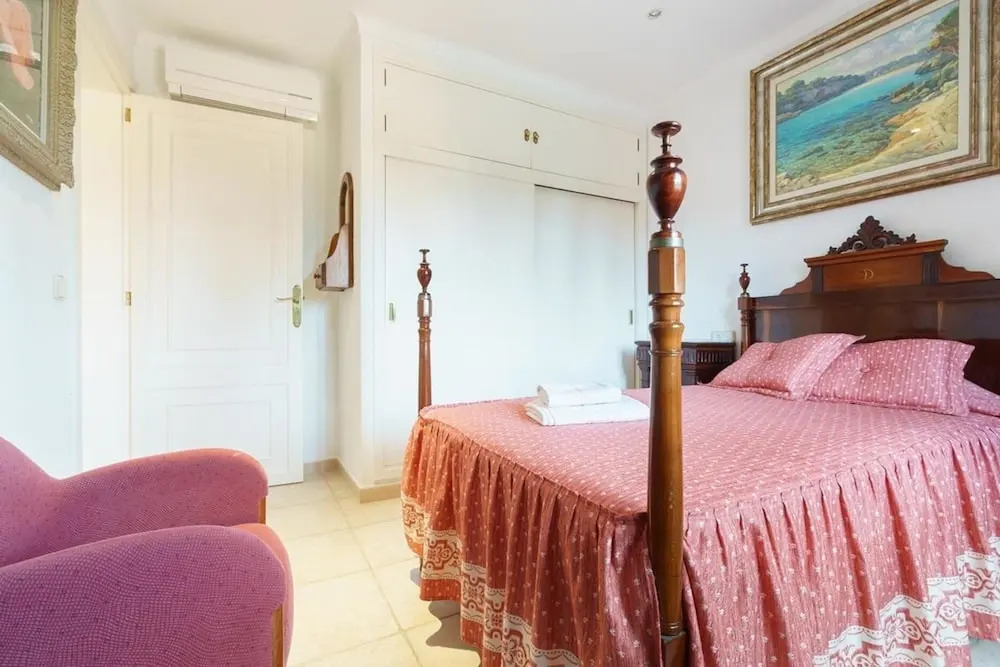 Villa - 4 Bedrooms with Pool and WiFi - 103197