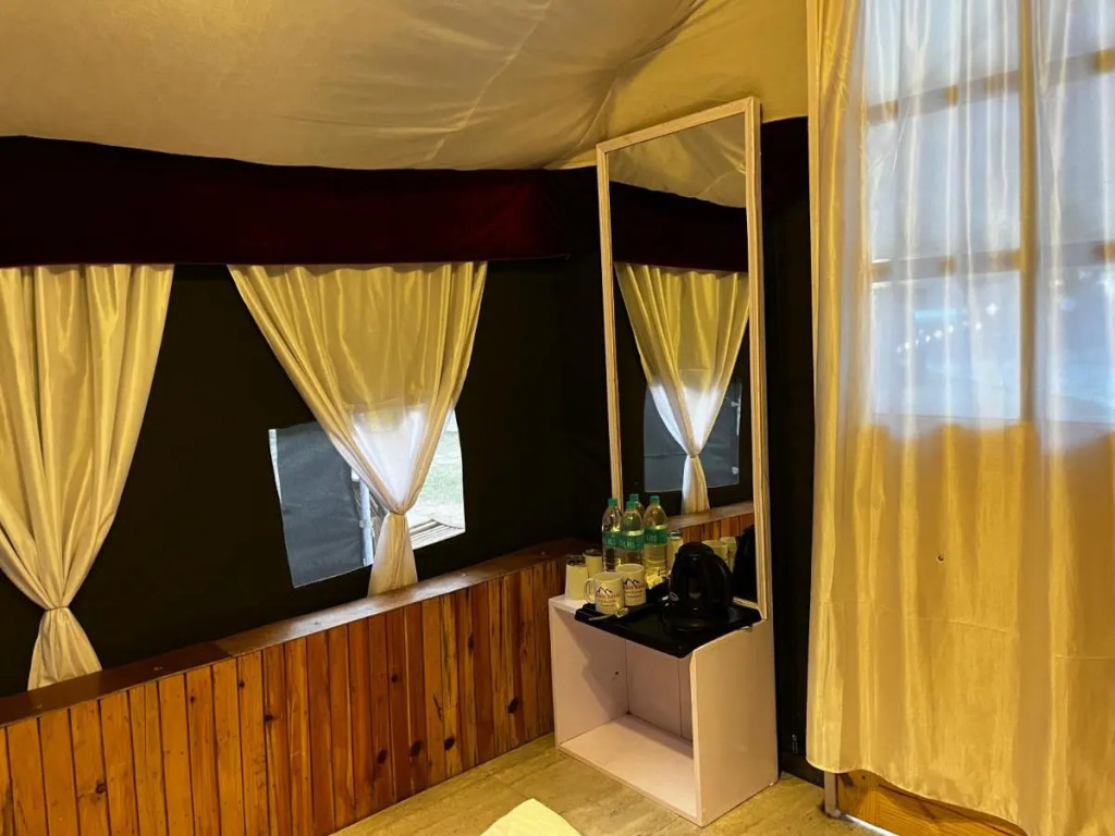 Chalo Kasol Huts and Camps