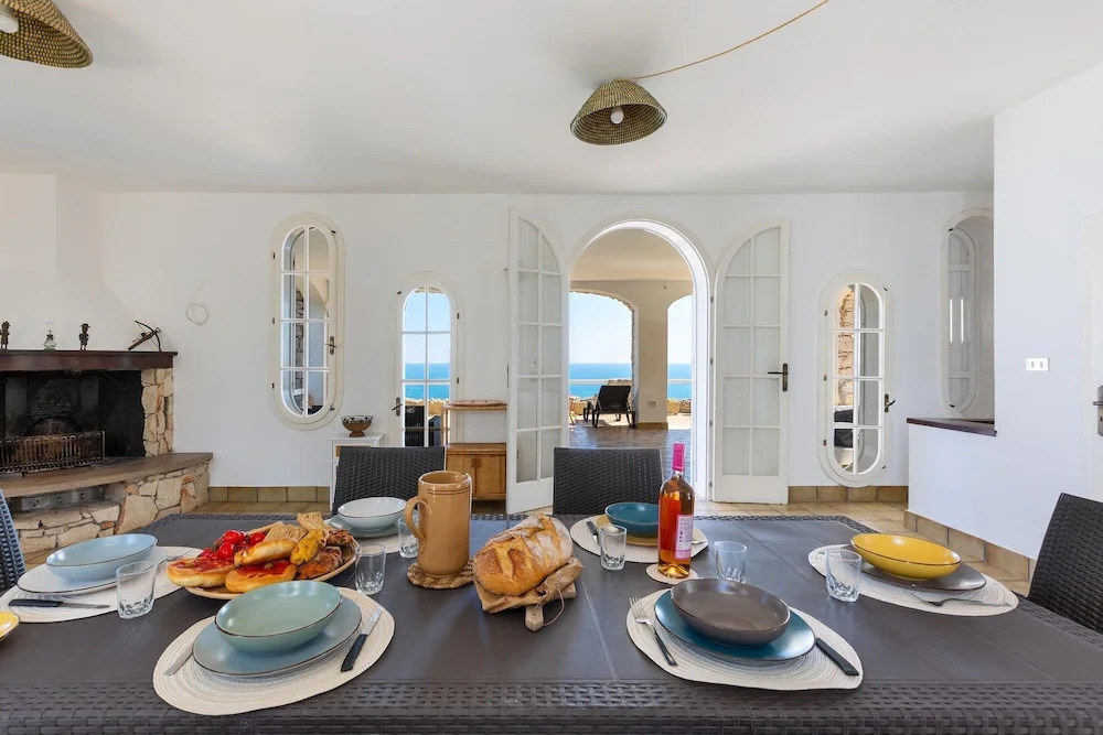 2750 Villa Petra by Barbarhouse