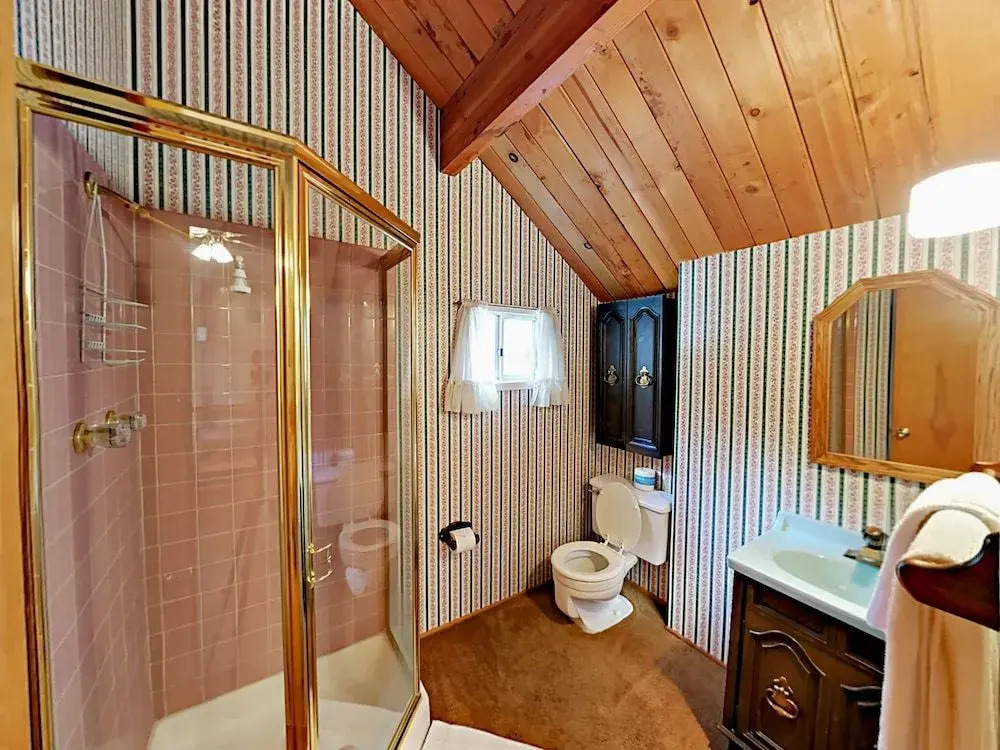 1125 Club View Dr Home 3 Bedrooms 3 Bathrooms Home
