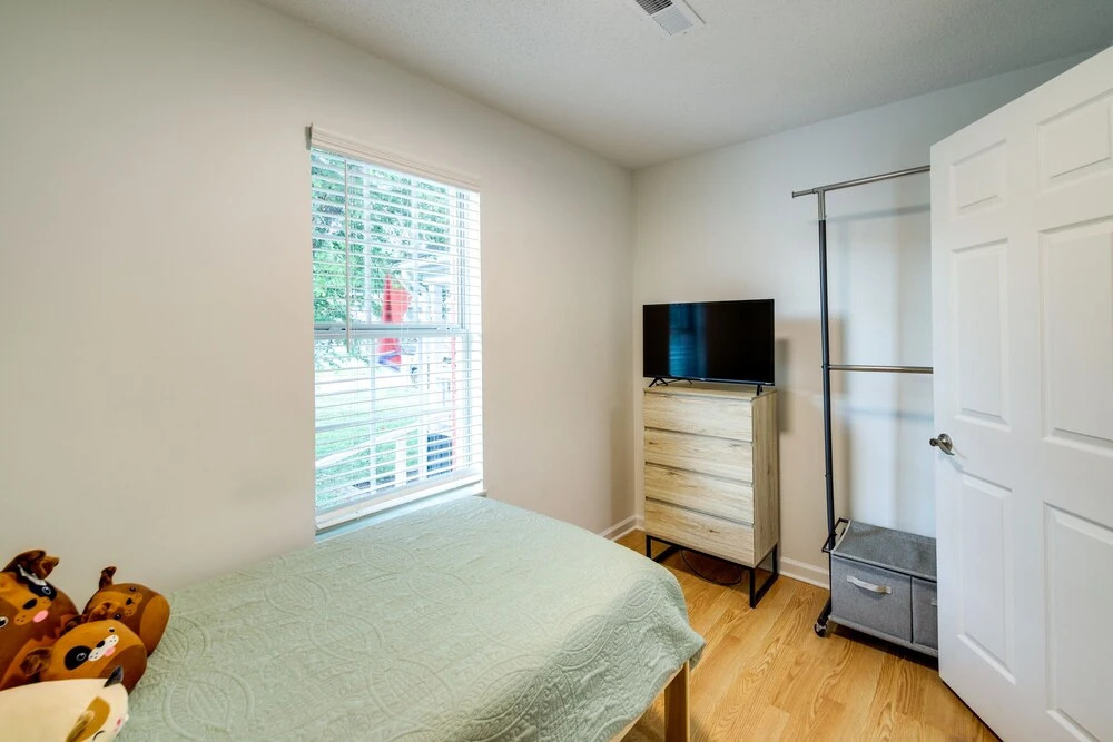 Pet-friendly Pigeon Forge Home w/ Deck!