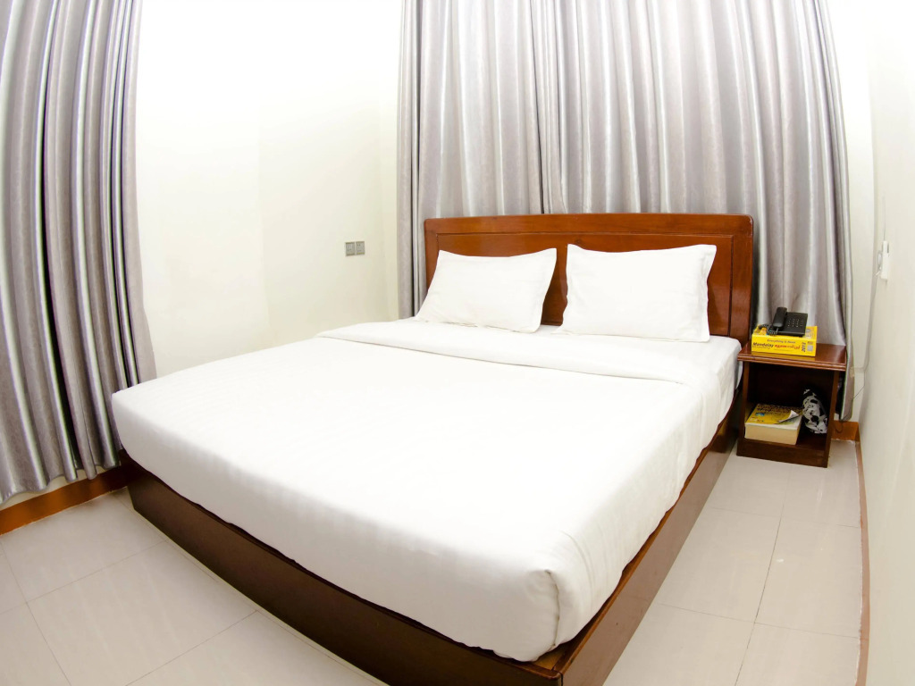 City Grand Hotel