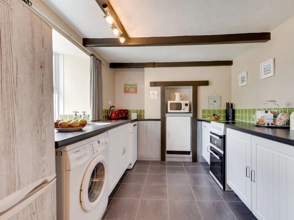 2 Bed in Penzance oc-p00597