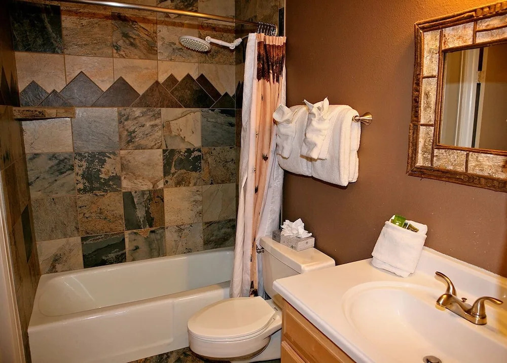 Fawn Valley Inn: 275
