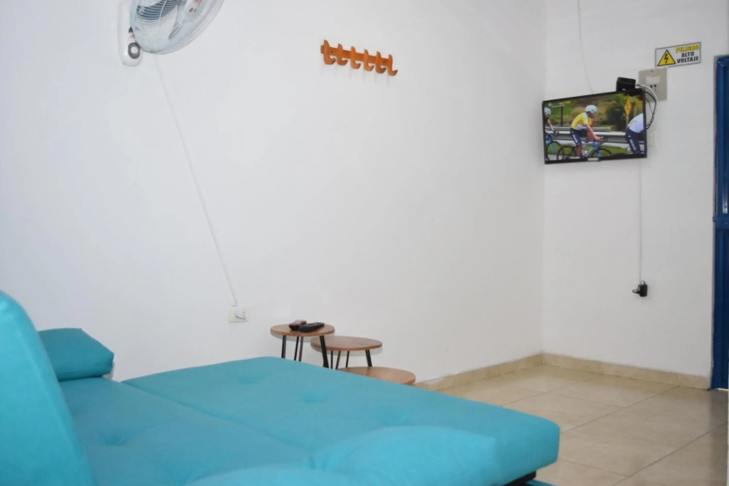 HOSTAL LA MACARENA