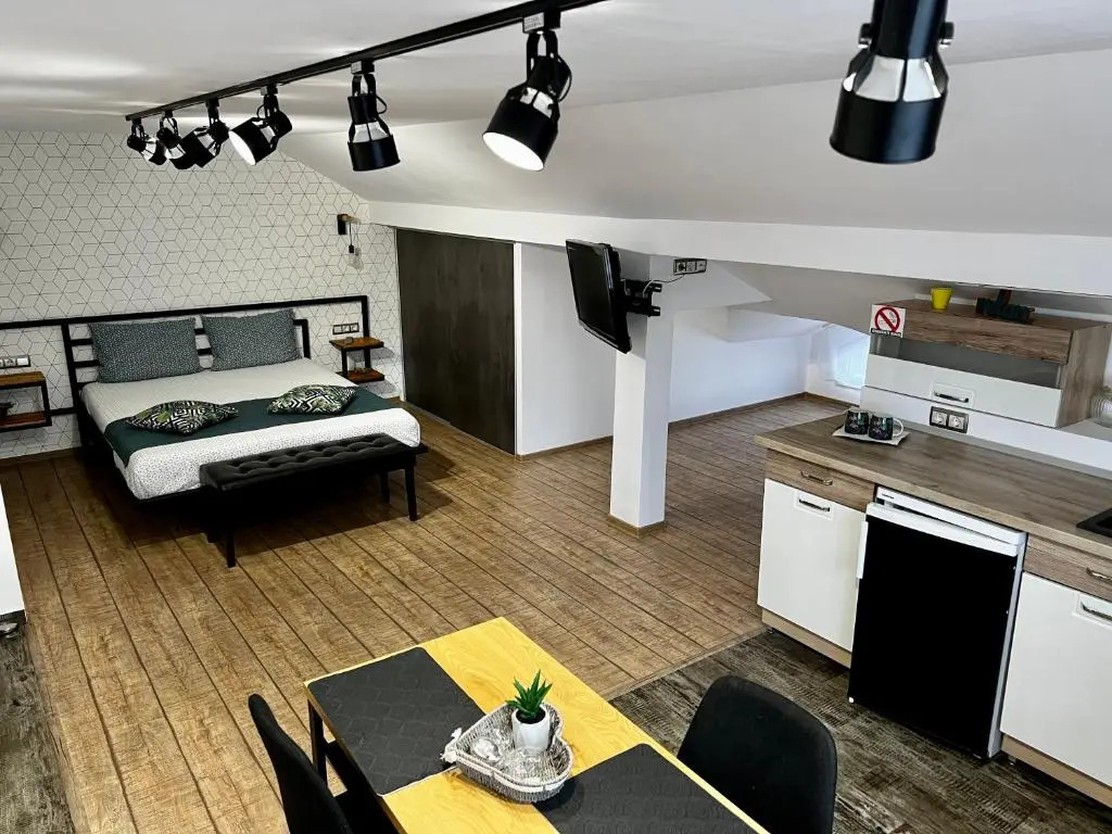 Bruno Apartments