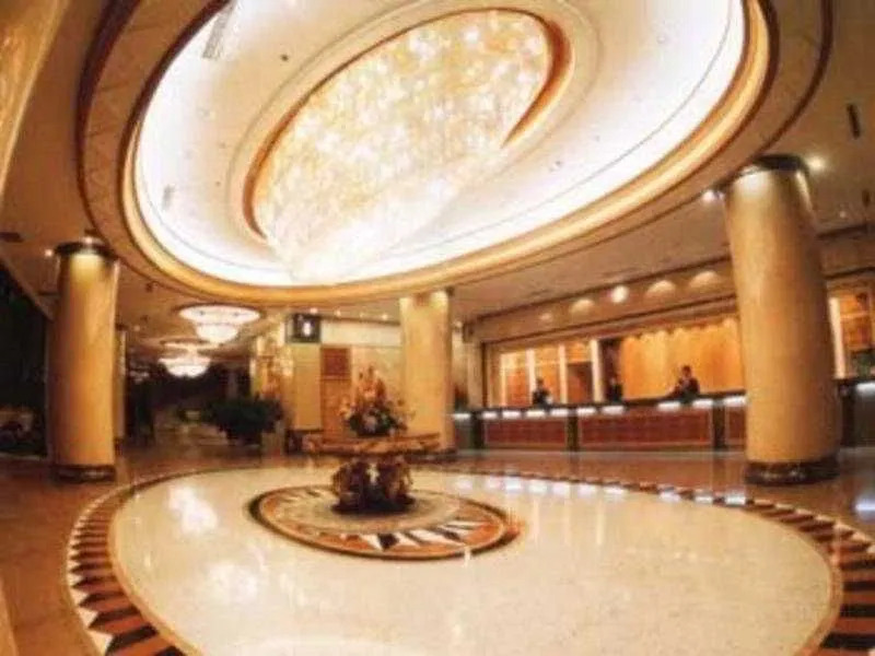 Jinan Longdu International Minghu Hotel