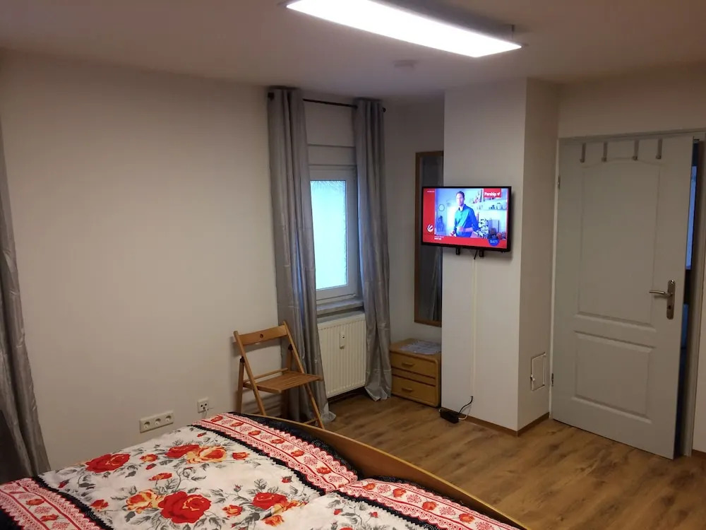 Sam Apartments