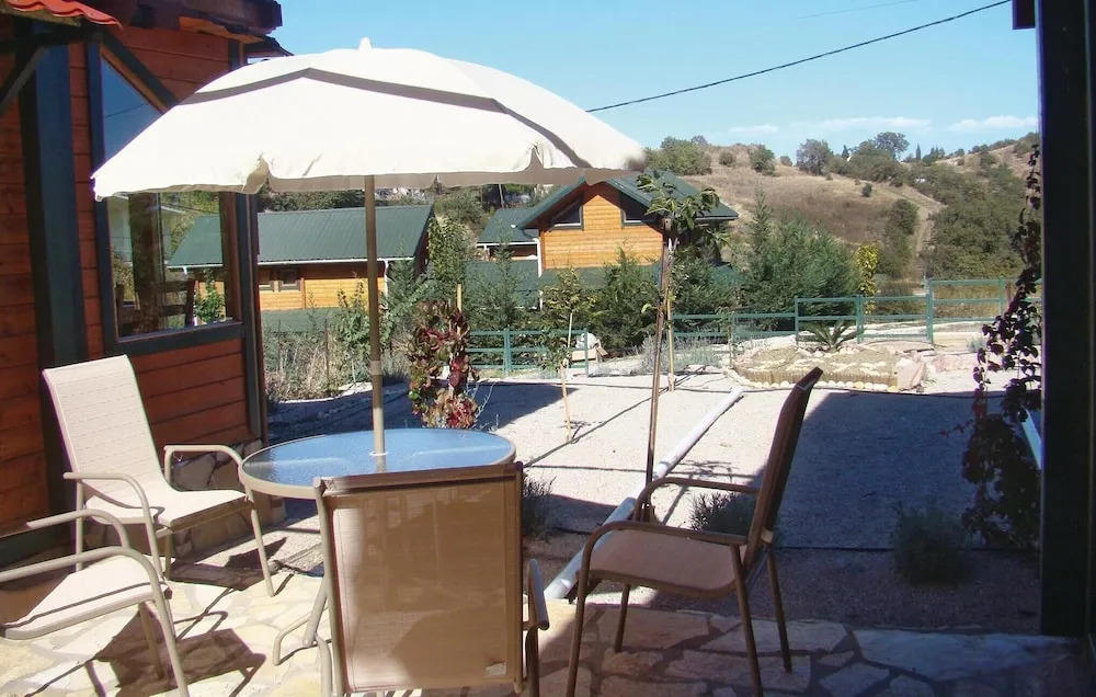 Awesome Home in Molos Kammena Vourla With 2 Bedrooms, Internet and Outdoor Swimming Pool