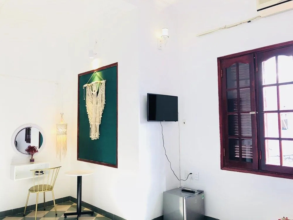 T Cafe and House