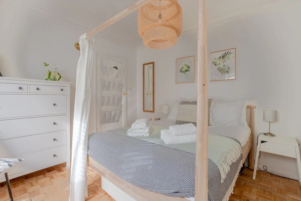Charming 1 Bed Flat With Patio in Affluent Fulham