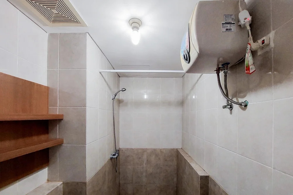Comfortable And Homey 1Br Apartment At Silkwood Residences