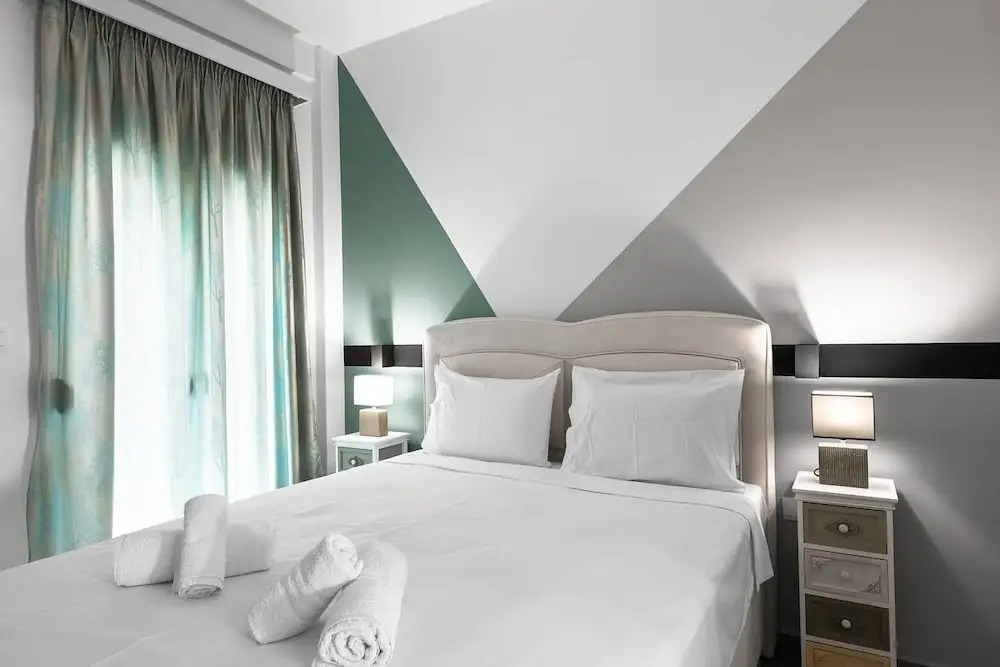 Flaneur Nilie Hospitality MGMT