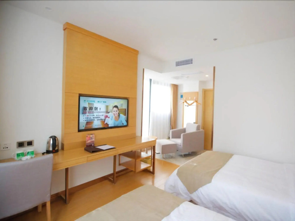 GreenTree Inn Suzhou Changshu North Haiyu Road Changhui Square Express Hotel
