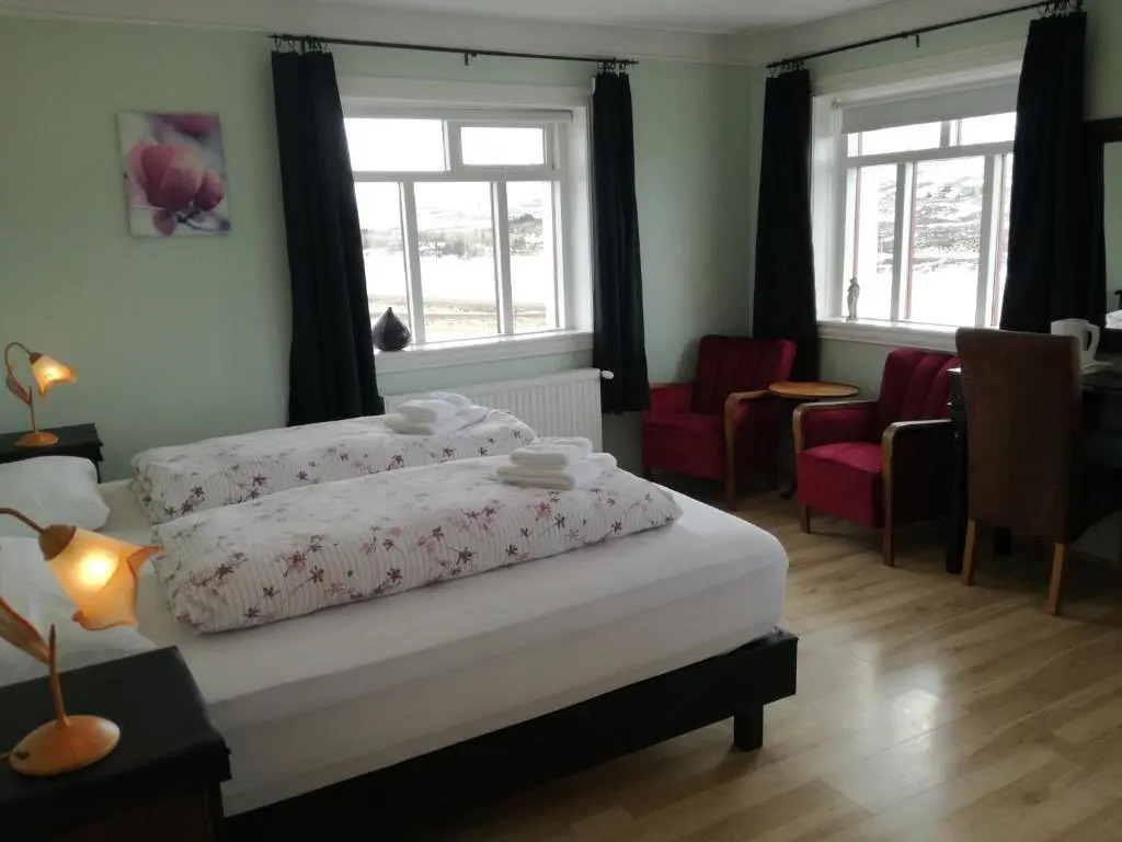 Aurora Farm Hotel