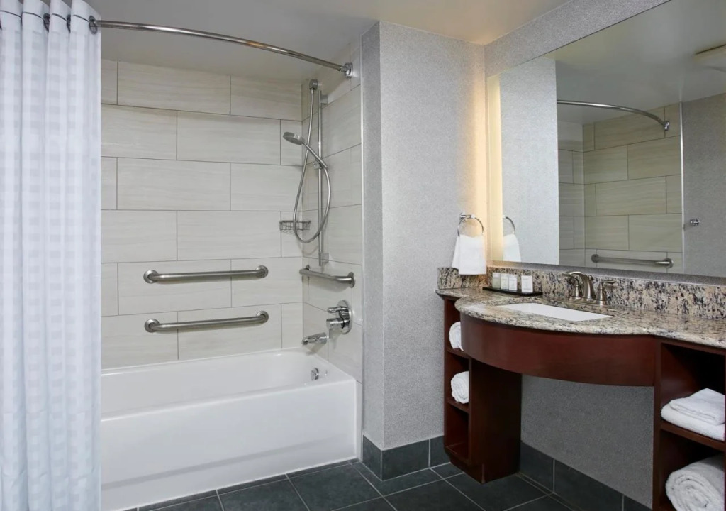 Embassy Suites by Hilton Orlando Airport