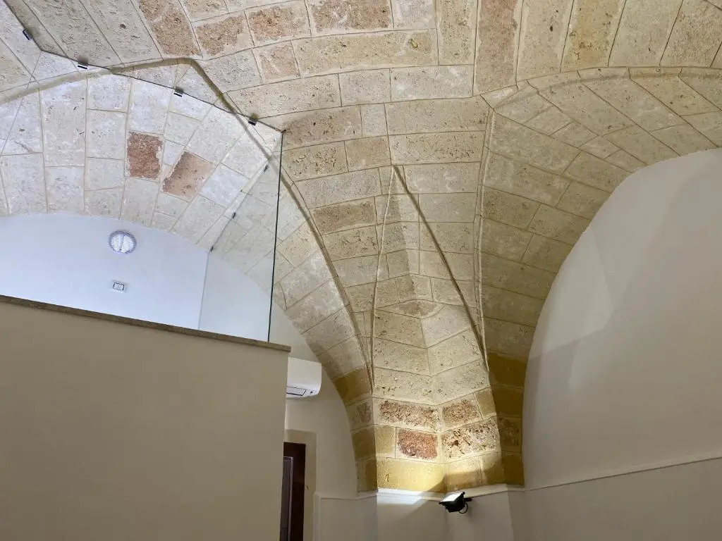 Corte Cavallotti 7